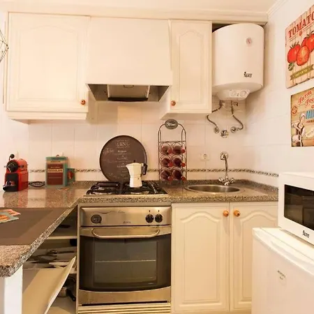 Alfama Balcony شقة *